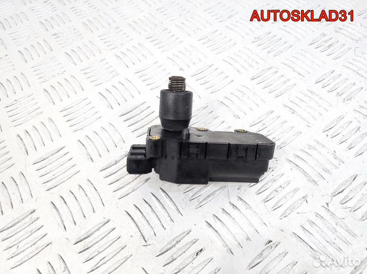 Регулятор холостого хода VW Passat B4 0132008601