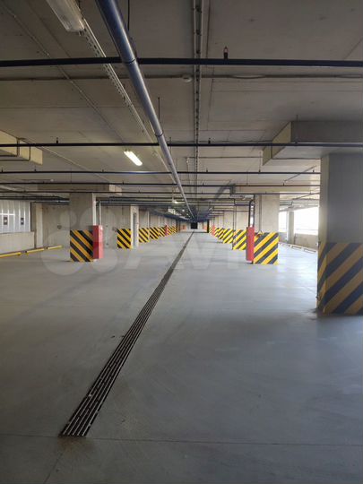 Машиноместо, 14 м²