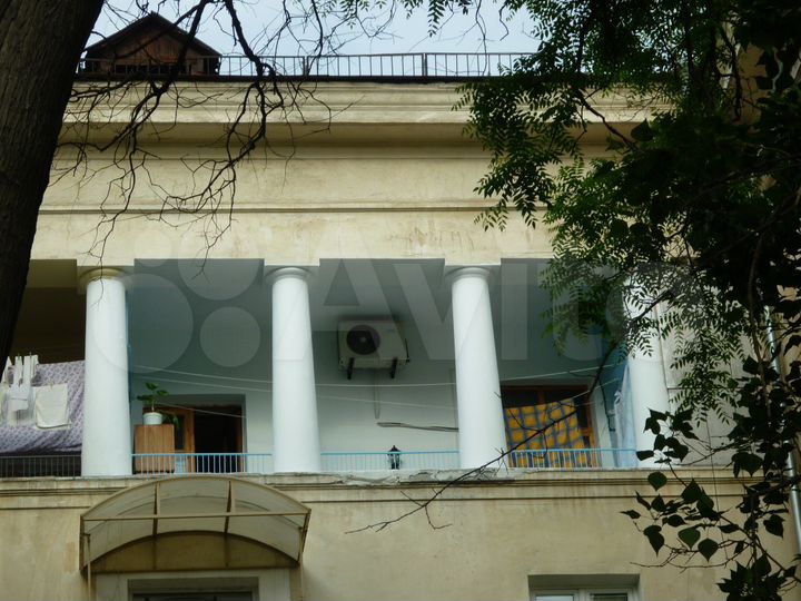 3-к. квартира, 105 м², 4/4 эт.