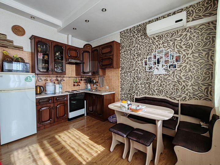 Квартира-студия, 42 м², 2/4 эт.