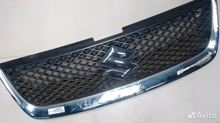 Решетка радиатора Suzuki Grand Vitara, 2006