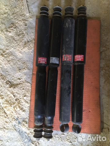 передние амортизаторы от ленд крузер 80 на сафари 60. амортизаторы cruiser 80 австрийские nitro. задние амортизаторы ленд крузер 80. амортизаторы tough dog на toyota land cruiser 100. амортизаторы каяба 345010.