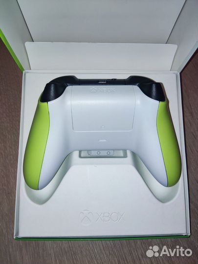 Геймпад Xbox Series Electric Volt