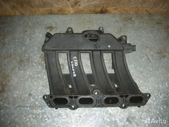 Коллектор впускной 1,6 Renault Sandero 2014