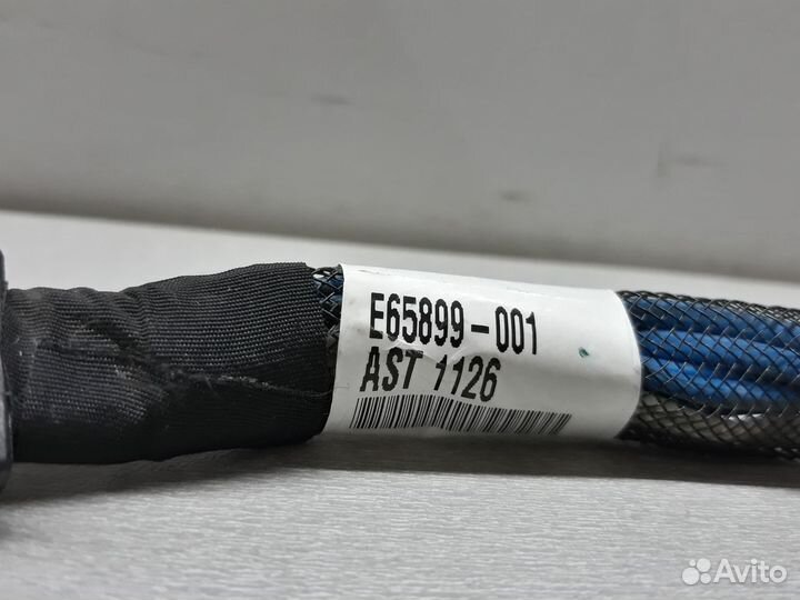 Кабель для SAS контроллера Intel E65899-001