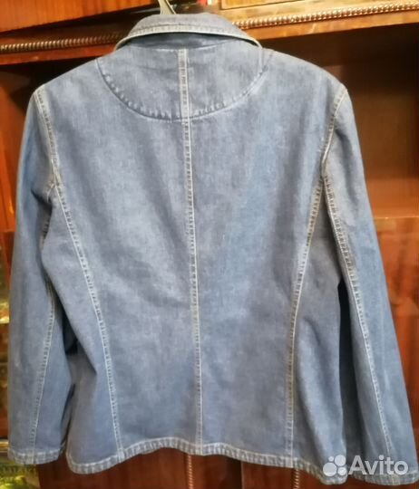 Пиджачек женский джинсовый