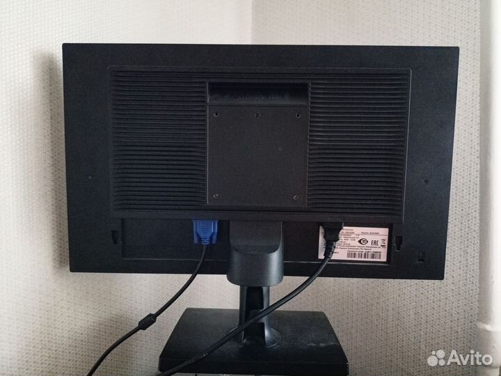 Монитор samsung