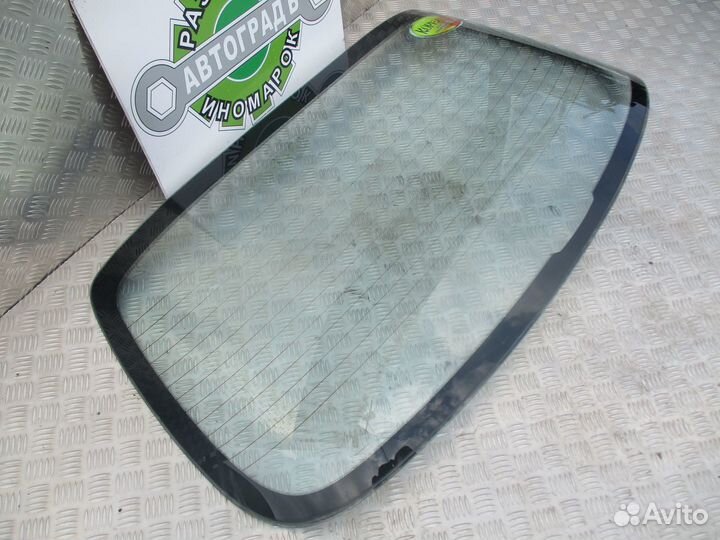 Стекло заднее Kia Spectra