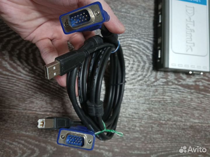 Kvm-переключатель D-Link 4 портовый