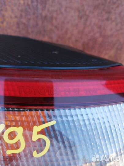 Стоп-сигнал Caldina ST195 задн. левый