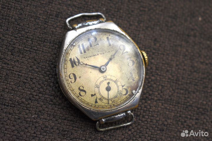 Часы Tavannes watch Co наручные