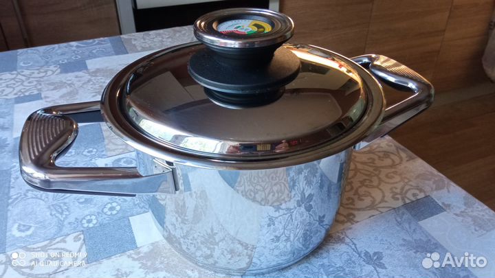 Zepter кастрюля новая 2,2 литра, диаметр 16см