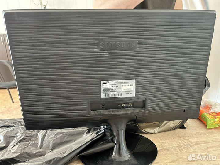 Монитор для компьютера бу