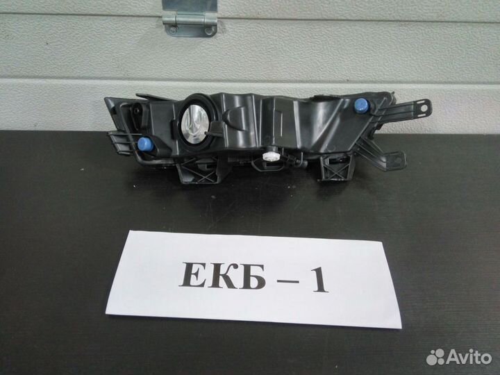 Фара птф Skoda Rapid 2012