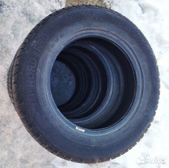 Gislaved Nord Frost 200 SUV 215/65 R16