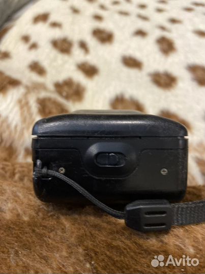 Плёночный фотоаппарат (Polaroid)