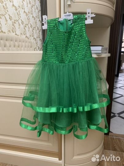 Нарядное платье для девочки
