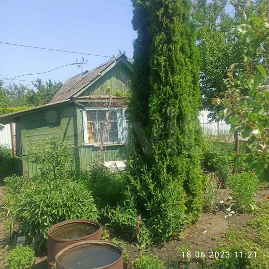 Дача 15 м² на участке 6 сот.