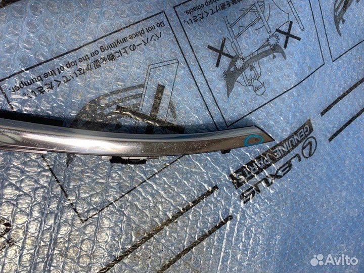 Накладка стекла задняя левая Lexus Nx200 2017