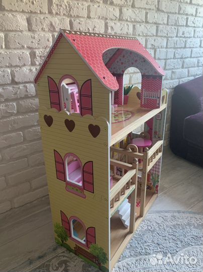 Домик кукольный