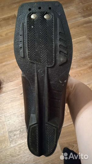 Лыжные ботинки 36