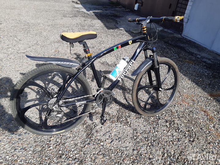 Велосипед Ferrari