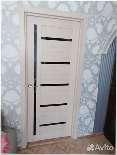 Межкомнатная дверь белая