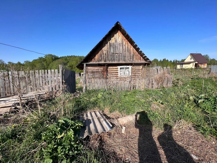 Дом 27,6 м² на участке 35 сот.