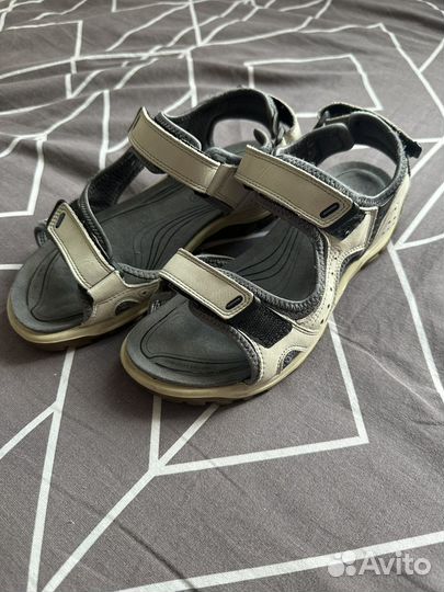 Босоножки женские