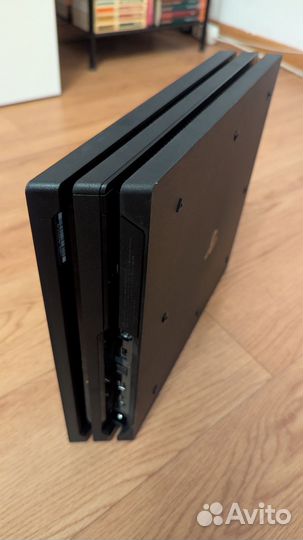 Sony playstation 4 pro 1tb