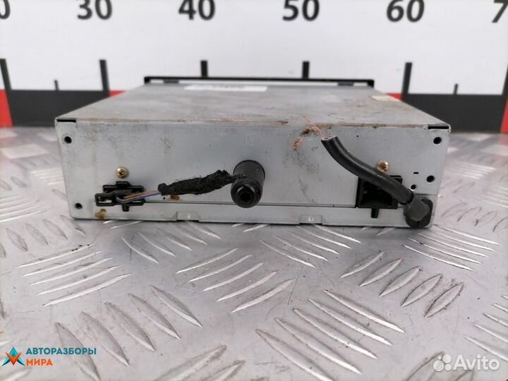 CD-чейнджер Volkswagen Sharan рест. 2001