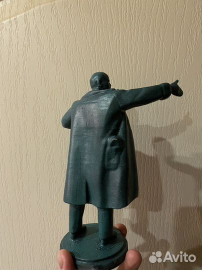 Статуэтка Ленин