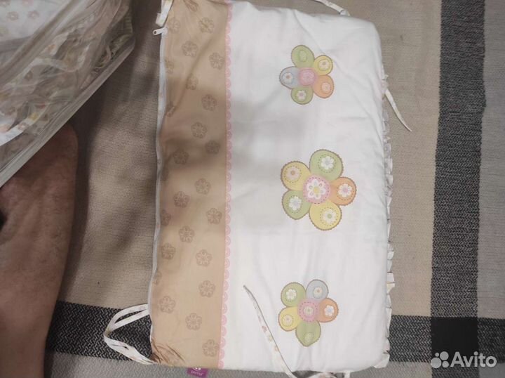 Бортики на детскую кроватку