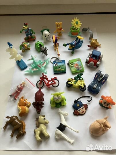 Игрушки из киндеров