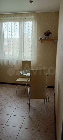 3-к. квартира, 74 м², 8/9 эт.