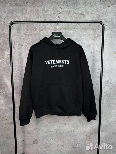 Худи Vetements с капюшоном