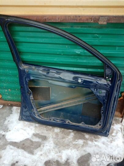 Дверь передняя левая Volkswagen Passat B6 CAX 2008