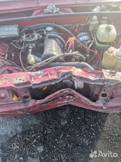 ВАЗ 2105 1.5 МТ, 1994, битый, 55 000 км