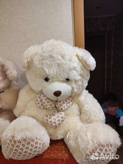 Большие плюшевые медведи