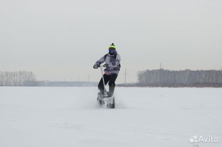 Мотосноуборд для гонок