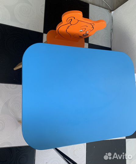 Детский стол и стульчик