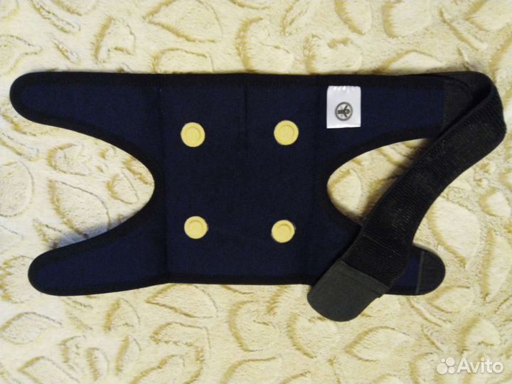 Налокотник магнитный от боли в суставах