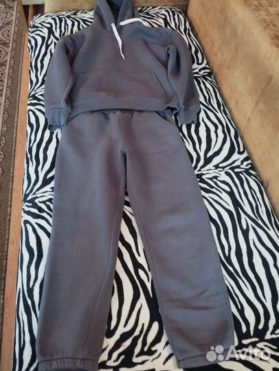 Спортивный костюм утепленный