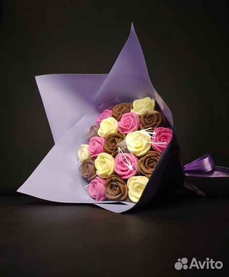 Розы из Бельгийского Шоколада - 19 шт в Букете