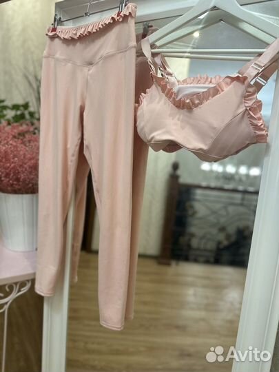 Комлект топ и лосины