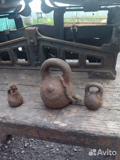 Весы старинные