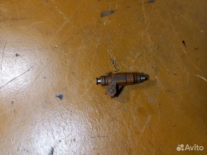 Форсунка Mercedes S-Class W220 M113 5.0 I 2002