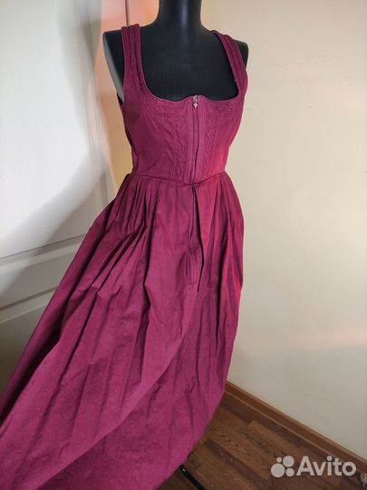 Баварские платья дирндль