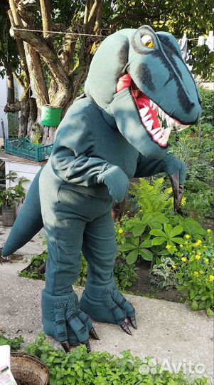 Ростовая кукла динозавр
