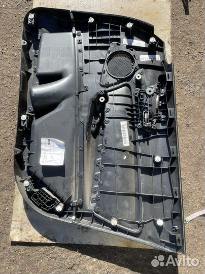 Бмв 1 f20 обшивка двери передняя левая